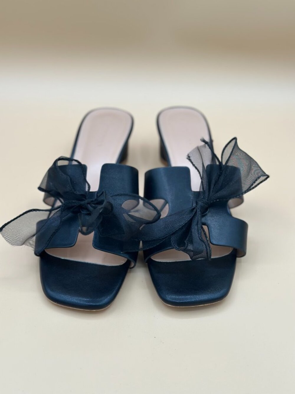 Coutgo Black Organza Bow Heeled Slide Sandals Women’s Size 8.5 Square Toe Mule H - Picture 2 of 6